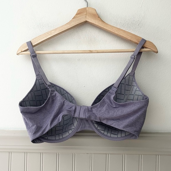 Victoria's Secret 36DD Uplift Semi Demi Purple Lavender Bra - Picture 3 of 3